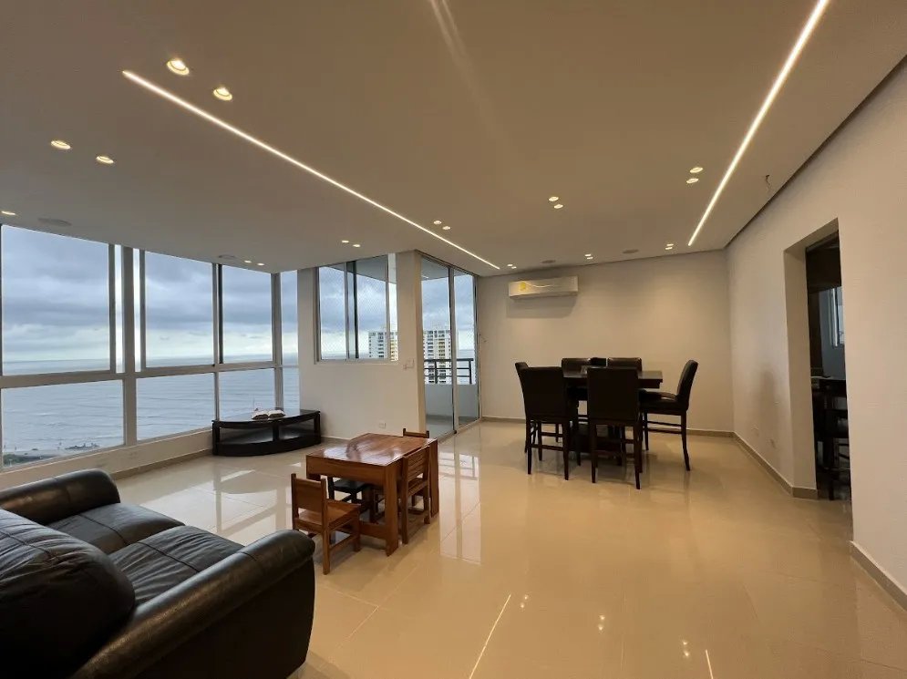 Apartment For Sale in PH. Mandarin Bay, Calle 76 Este