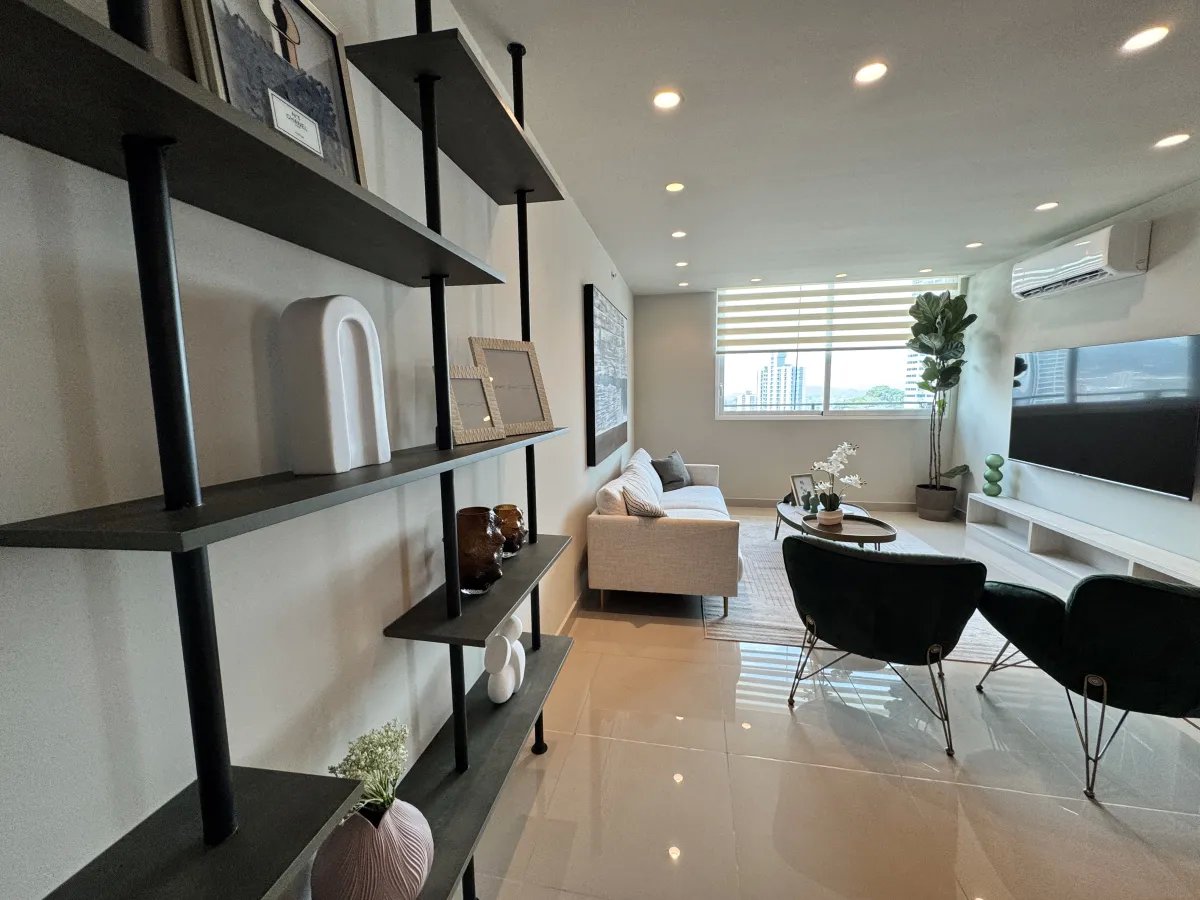 SE VENDE APARTAMENTO EN BELLA VISTA