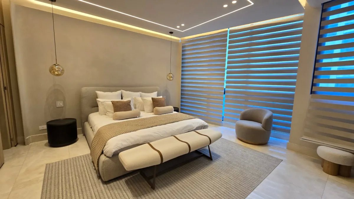 Apartment For Sale in San Francisco