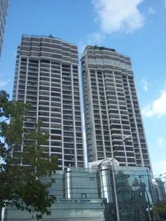 VENTA DE PENTHOUSE EN PH TORRE DEL PACIFICO B, MARBELLA