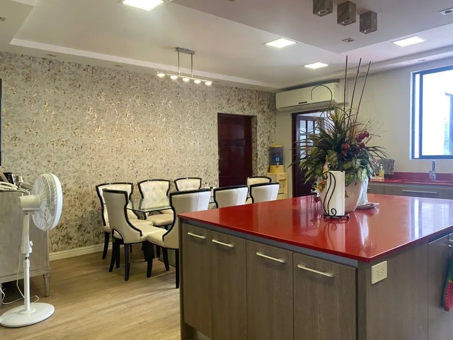 VENTA DE PENTHOUSE EN PH TORRE DEL PACIFICO B, MARBELLA