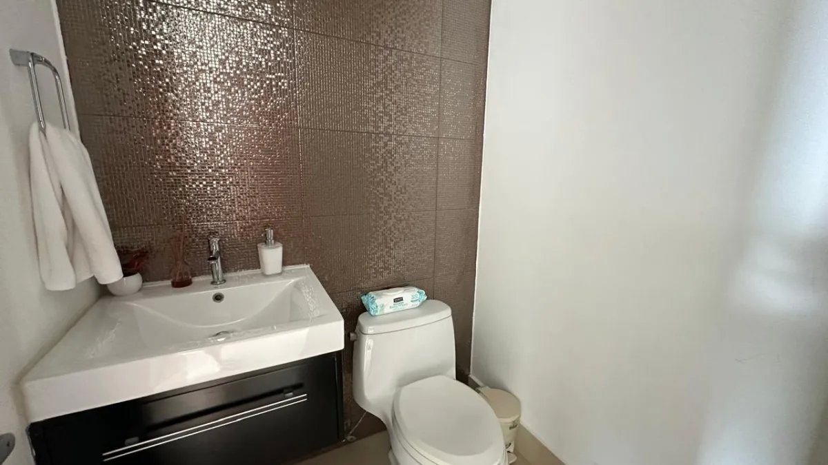 Apartment For Rent in Avenida Costa del Este