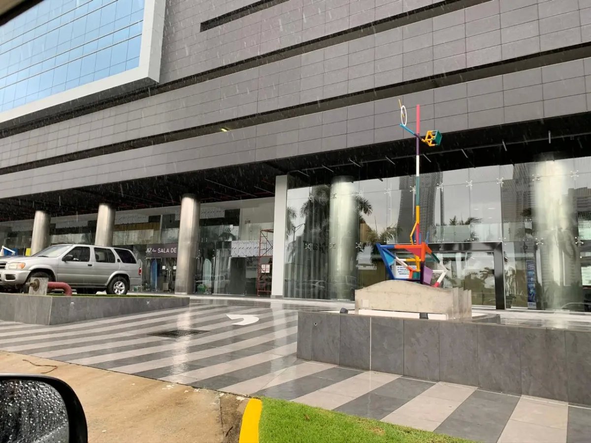 Business For Rent in Costa del Este