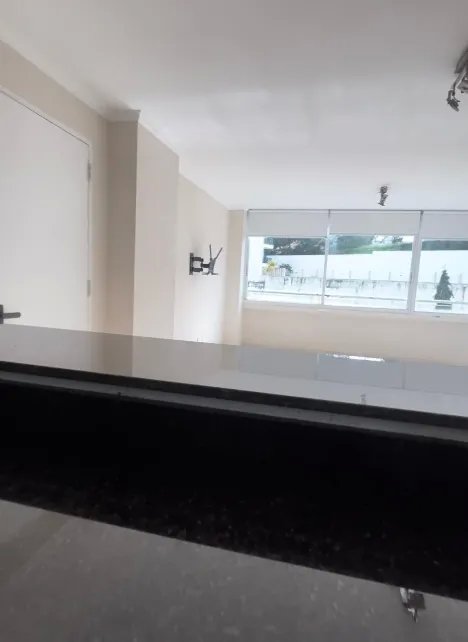 Apartment For Sale in Edison Park