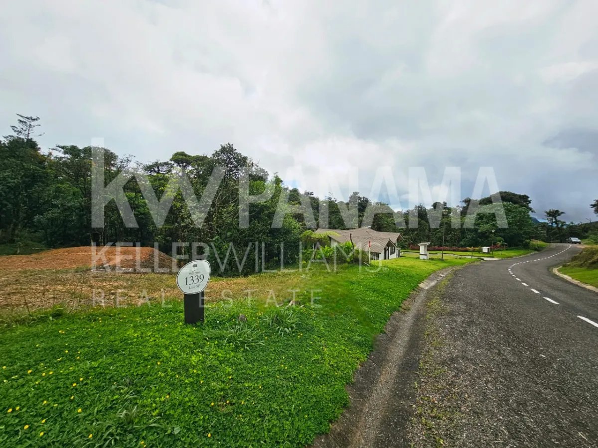 SE VENDE LOTE EN ALTOS DEL MARIA, PANAMA OESTE