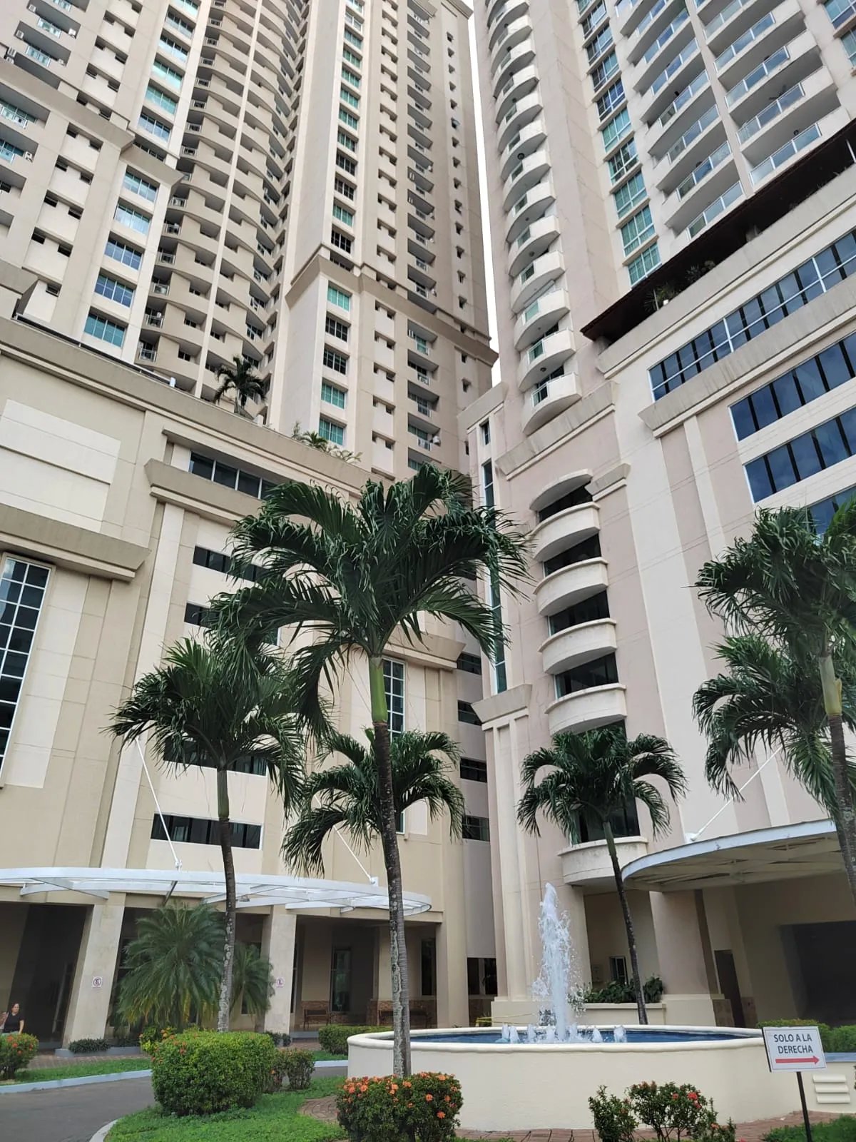 Venta de Apartamento en PH Costa Pacífica