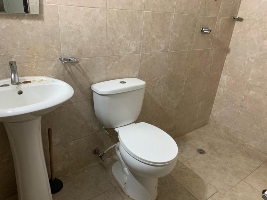 Duplex For Sale in Los Angeles