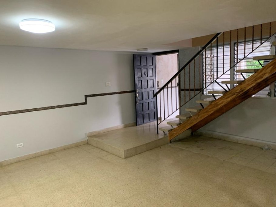 Duplex For Sale in Los Angeles