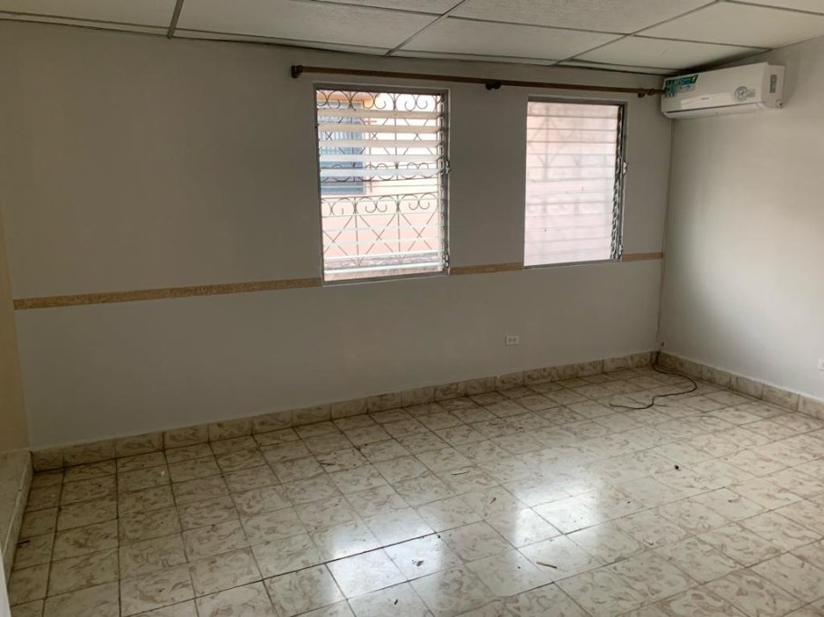 Duplex For Sale in Los Angeles