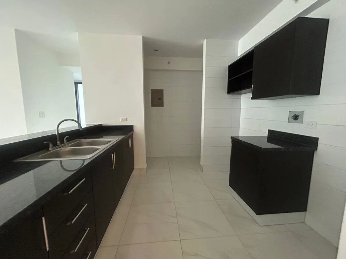 Se Vende Apartamento en PH Pacific Park  Edison Park