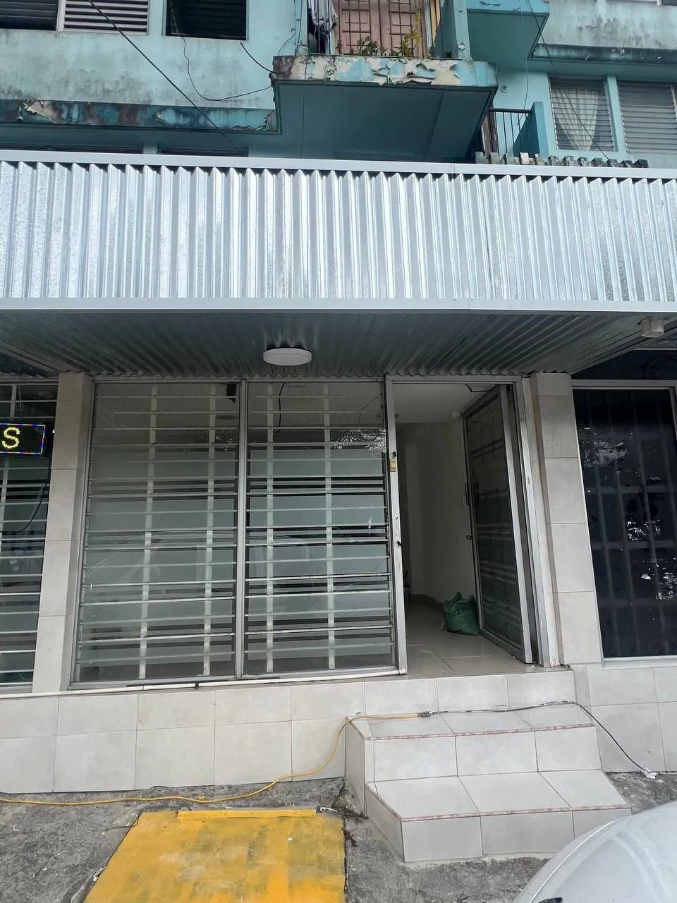Se Alquila Local Comercial en Vía Tumba Muerto