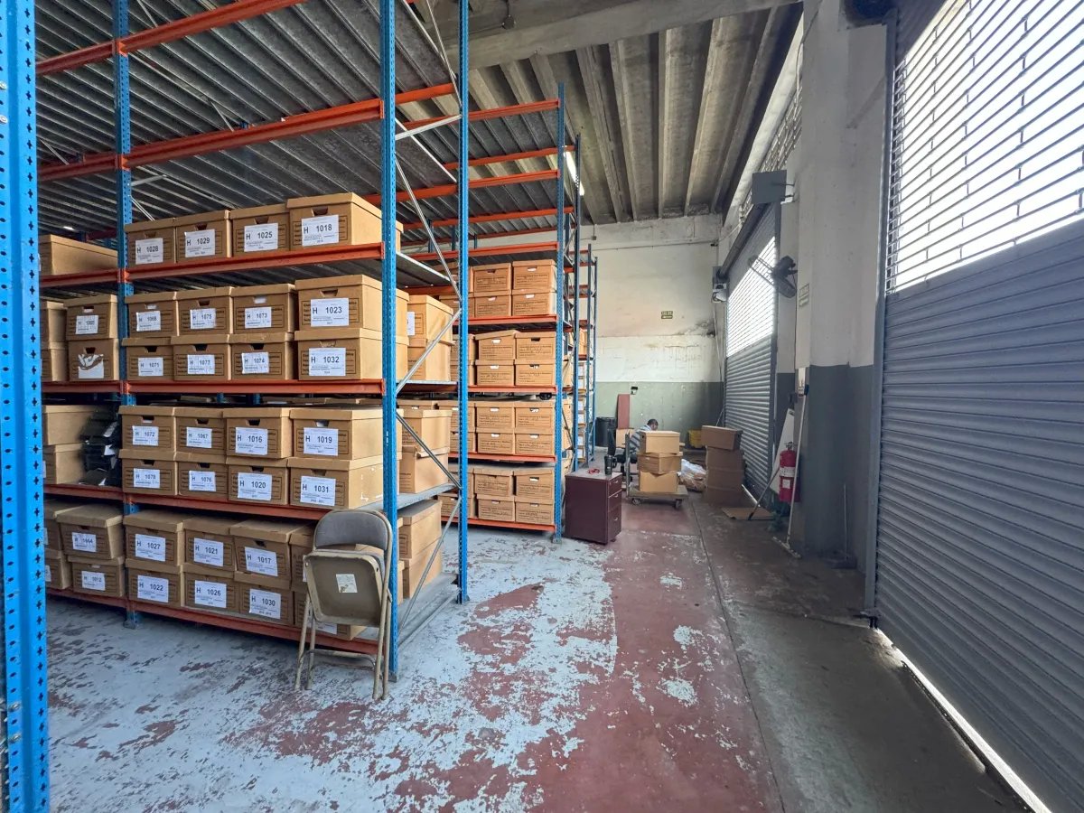Industrial For Sale in Avenida Balboa
