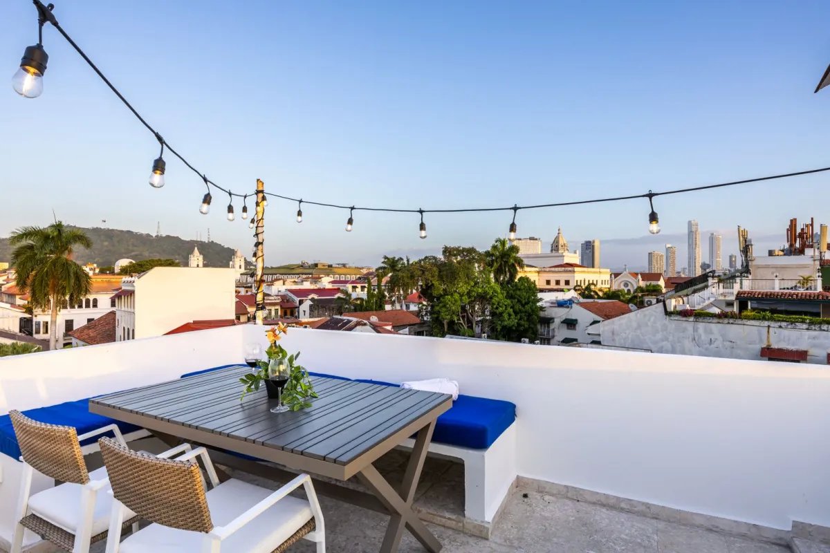 Duplex For Sale in Casco Viejo