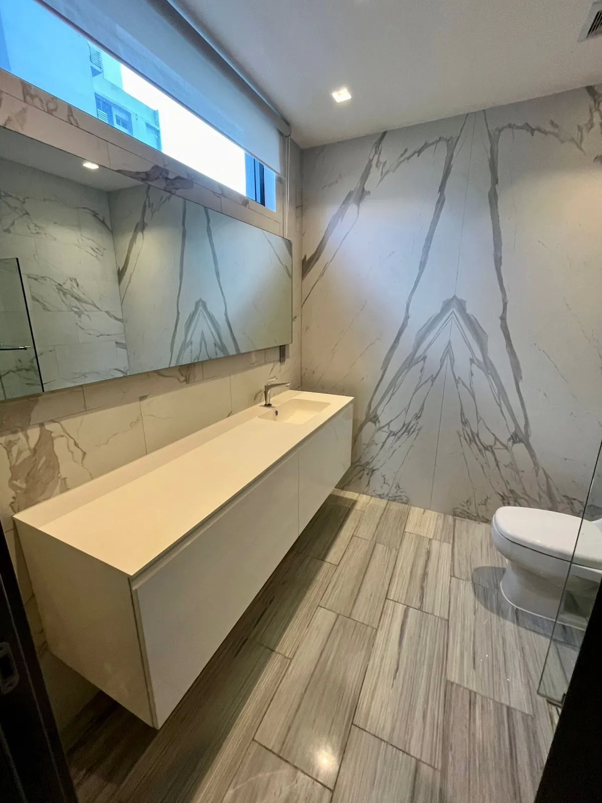 Apartment For Rent in Avenida Balboa