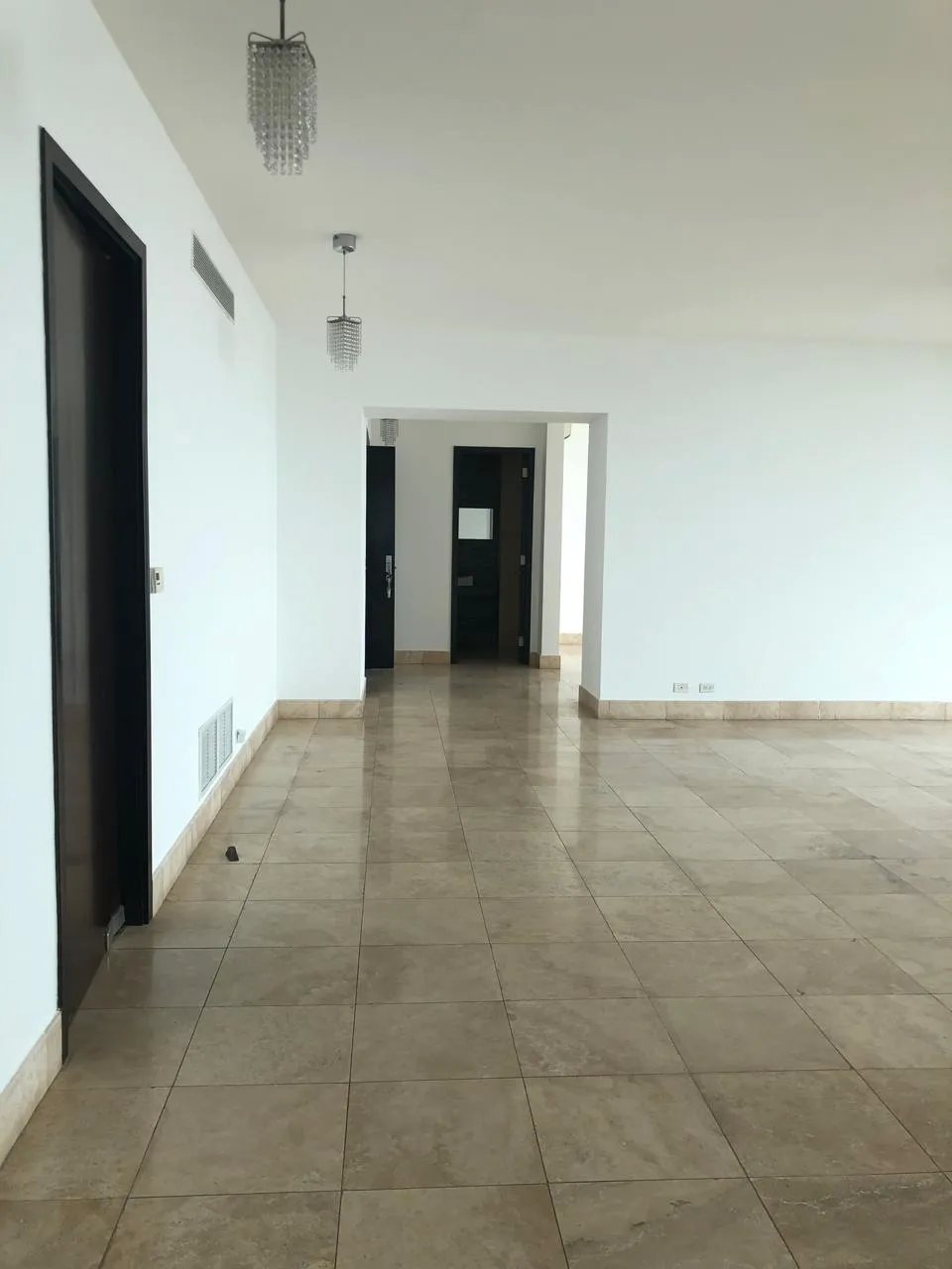Alquiler de Apartamento L/B primera Línea Costa del Este - Panamá
