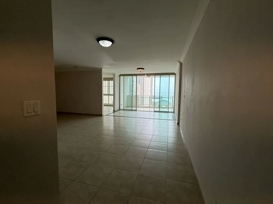 Se vende apartamento el Punta Pacífica