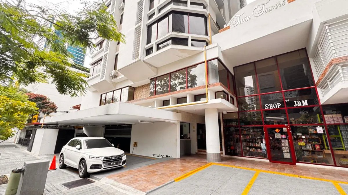 Venta Local Comercial PH Twin Tower, Marbella