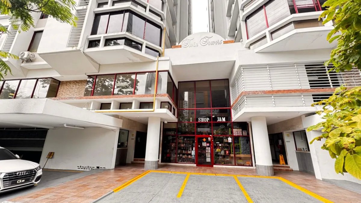 Venta Local Comercial PH Twin Tower, Marbella