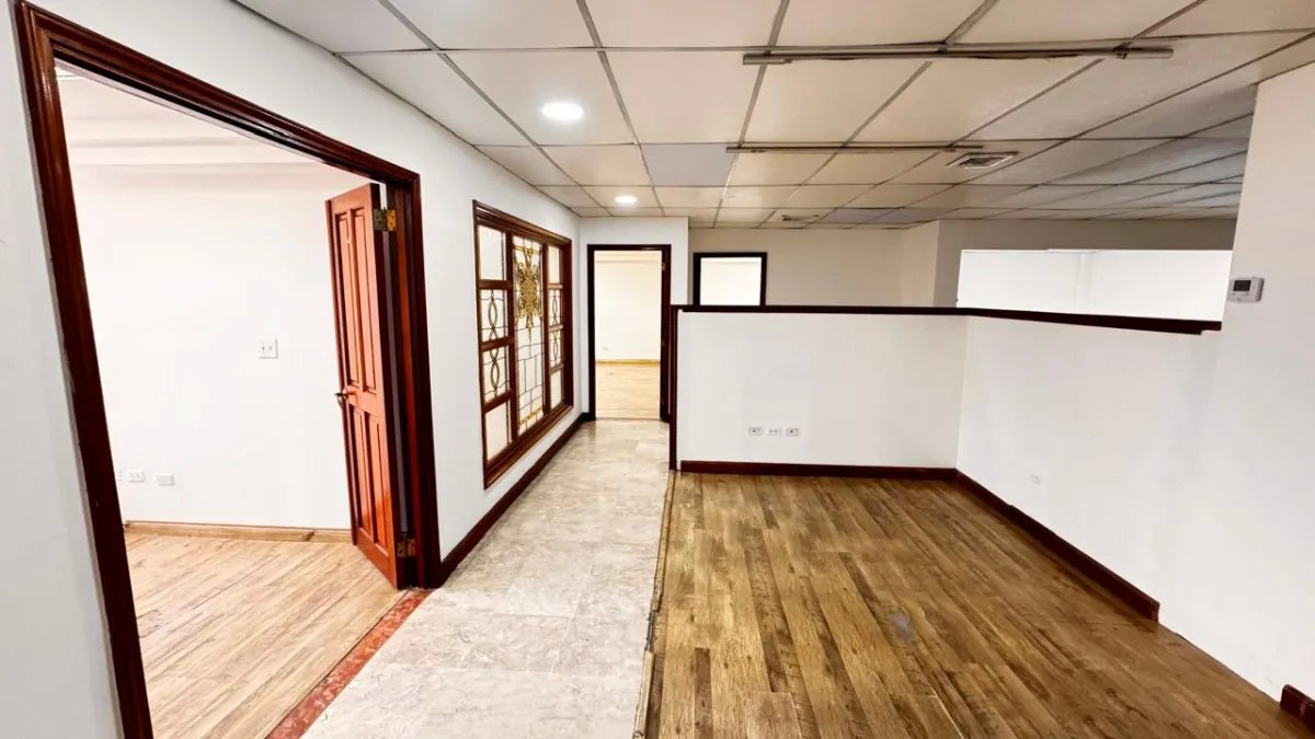 Venta Local Comercial PH Twin Tower, Marbella