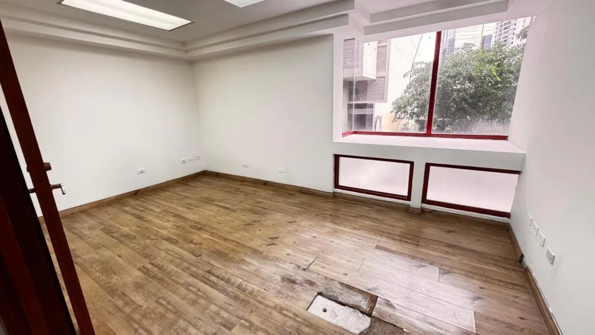 Venta Local Comercial PH Twin Tower, Marbella
