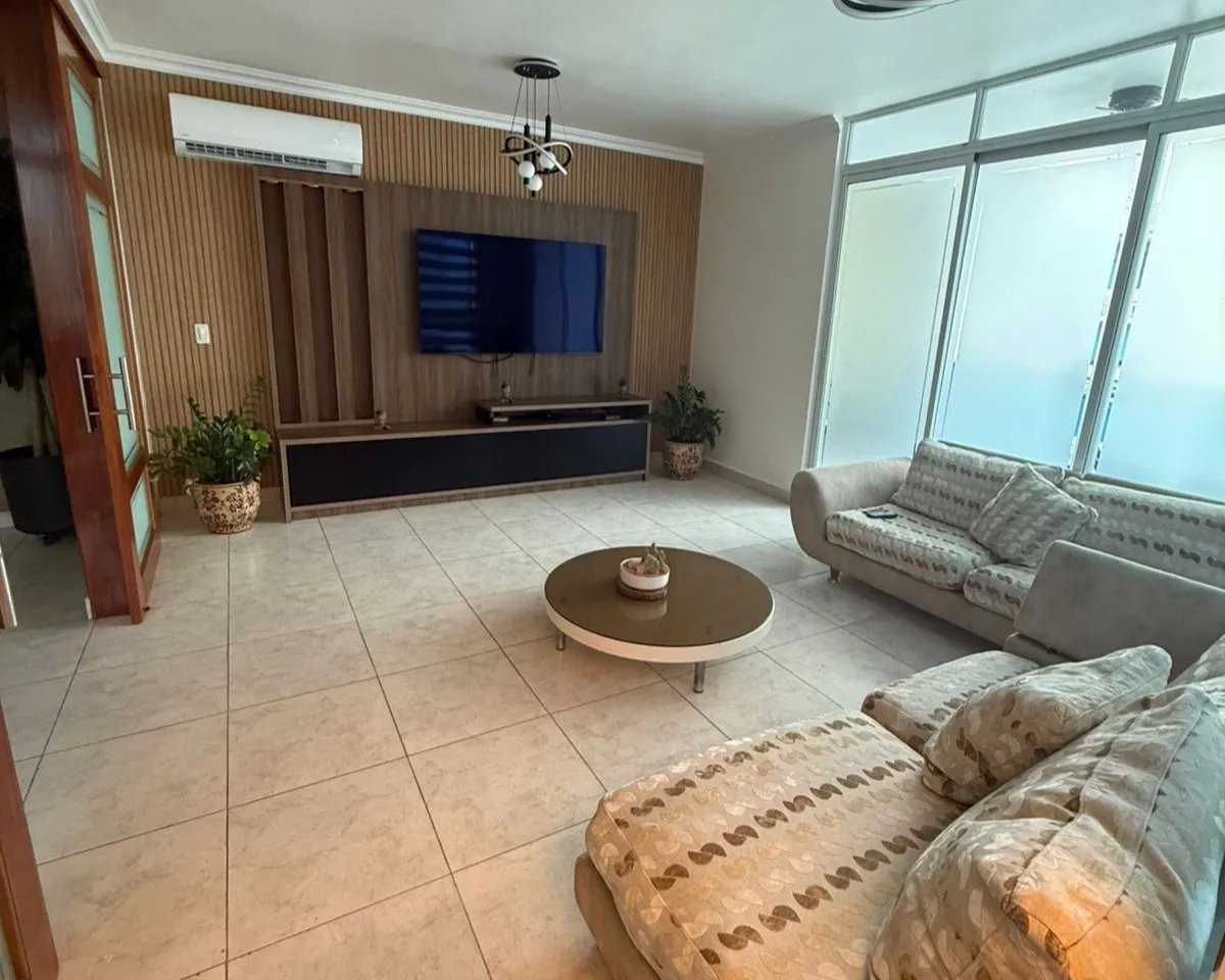 Apartment For Rent in Bella Vista