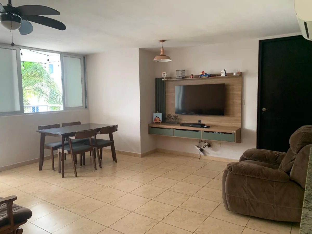 SE VENDE APARTAMENTO EN PH COSMOPOLITAN
