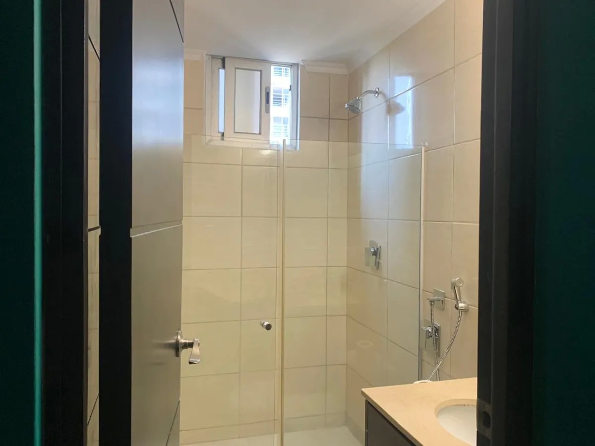 SE VENDE APARTAMENTO EN PH COSMOPOLITAN