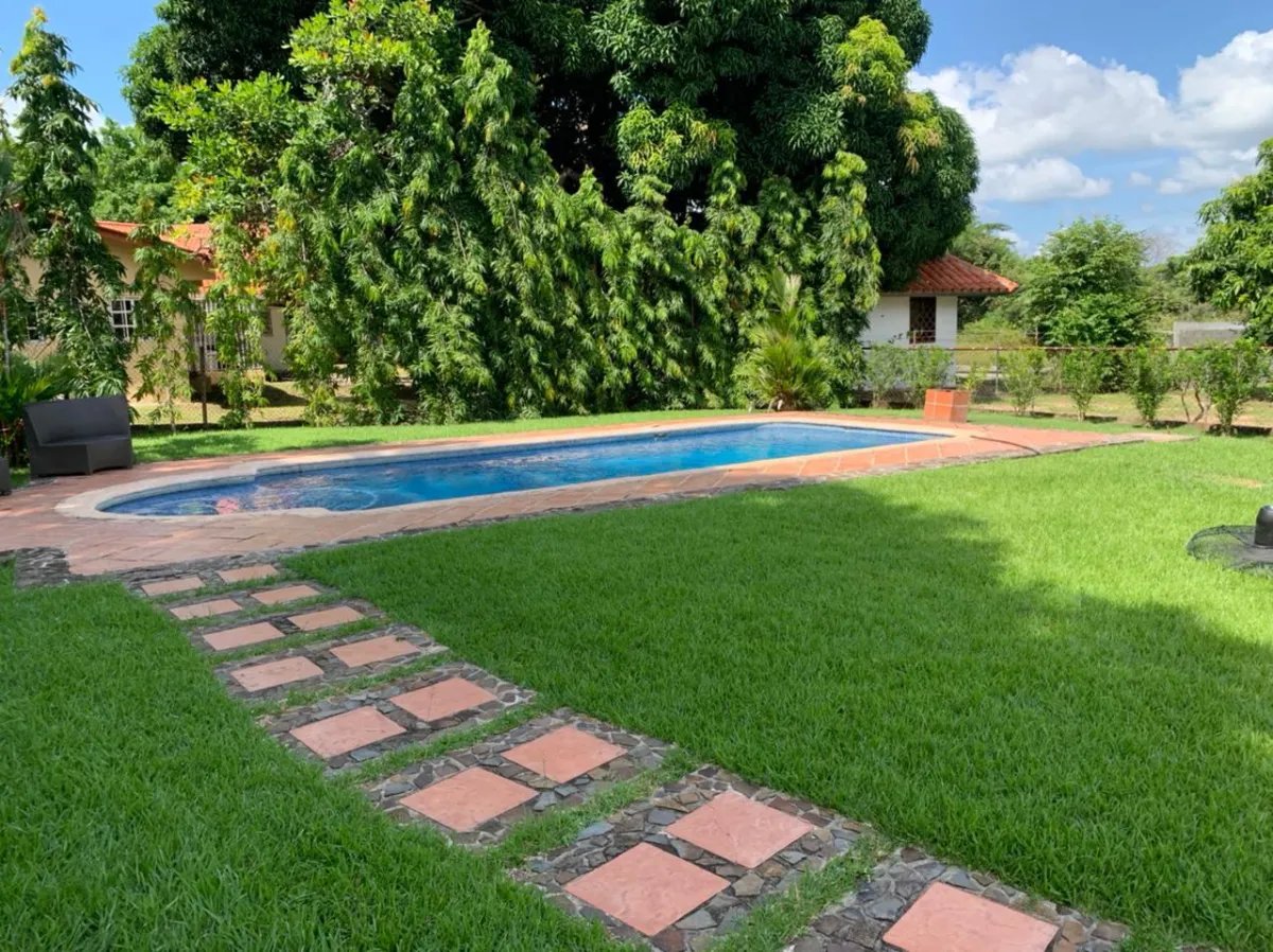 House Sale and Rent in Coronado