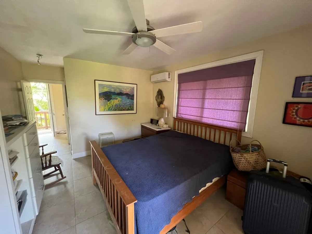 Venta  Propiedad con 2 Casas + Vista al Lago en Las Cumbres