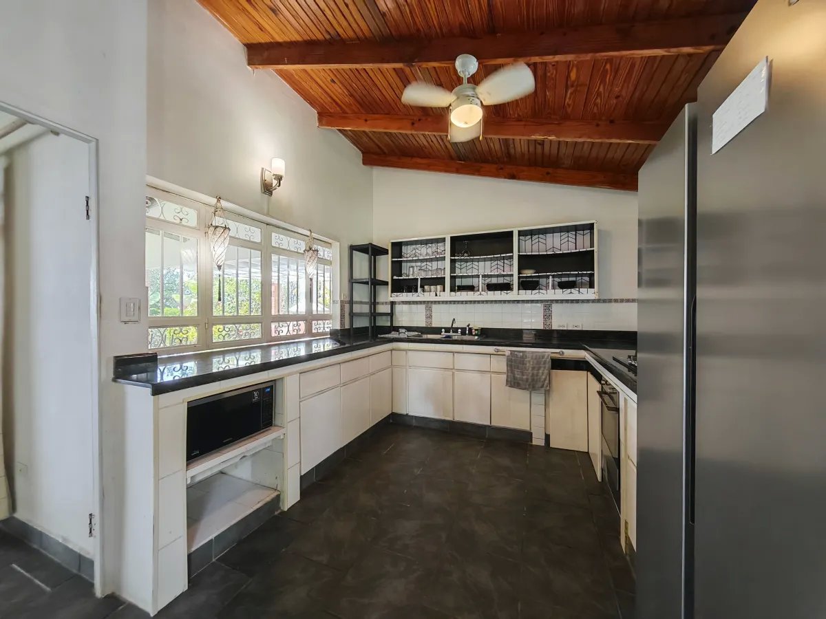 Single Family Detached For Sale in San Carlos
