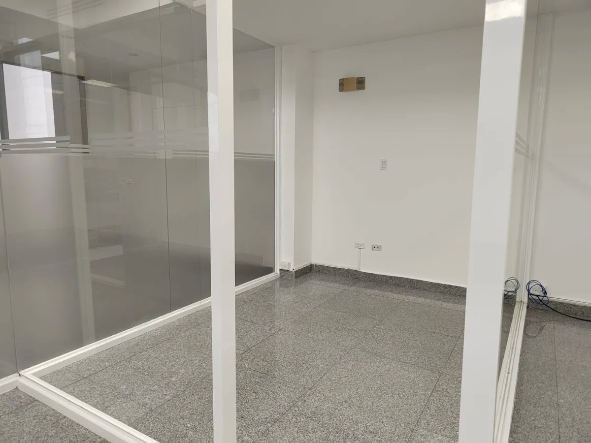 ALQUILER OFICINA TORRE BICSA