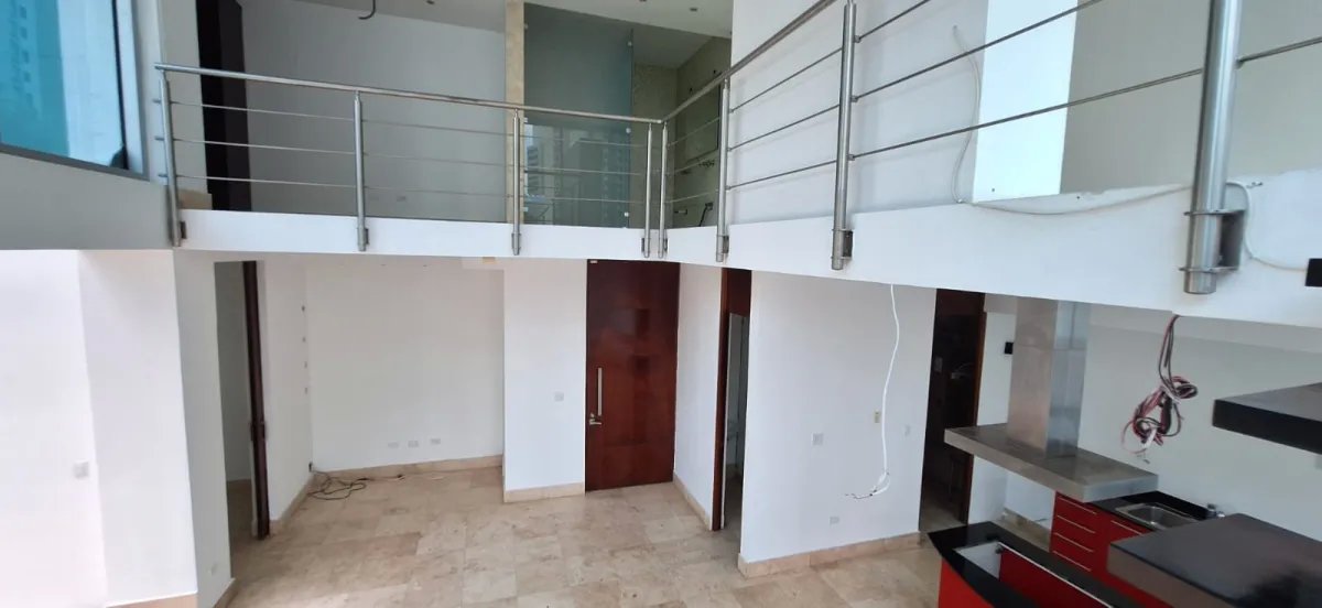 Apartment For Sale in San Francisco