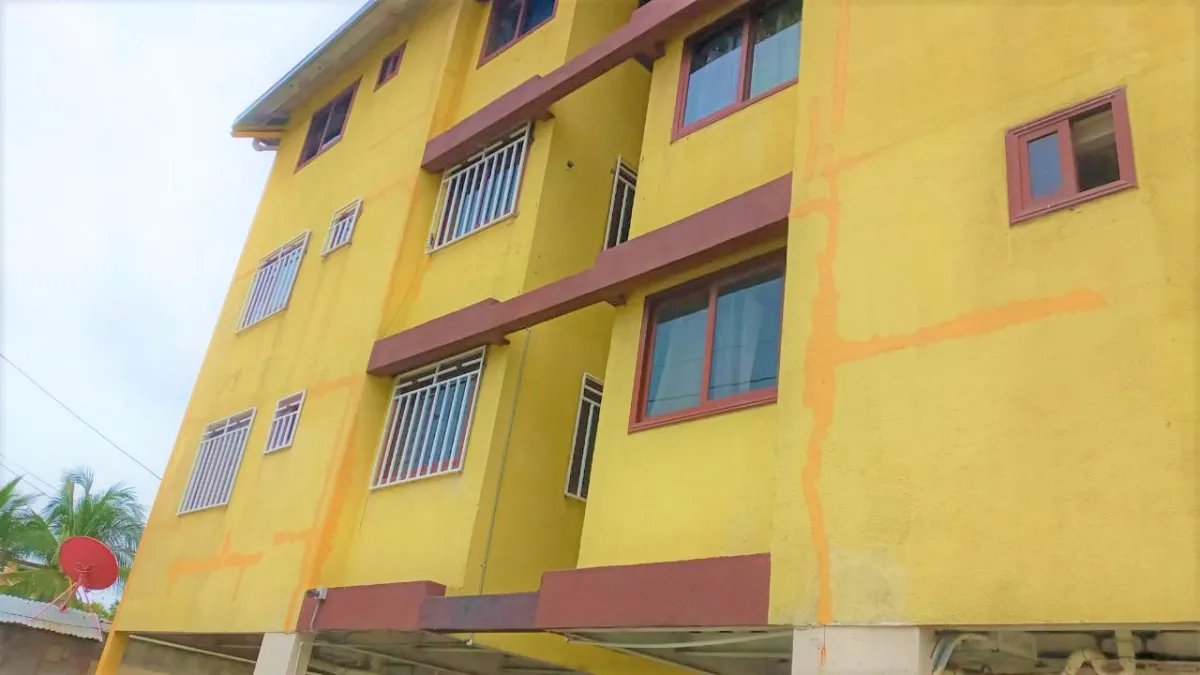 Apartment For Sale in Río Abajo
