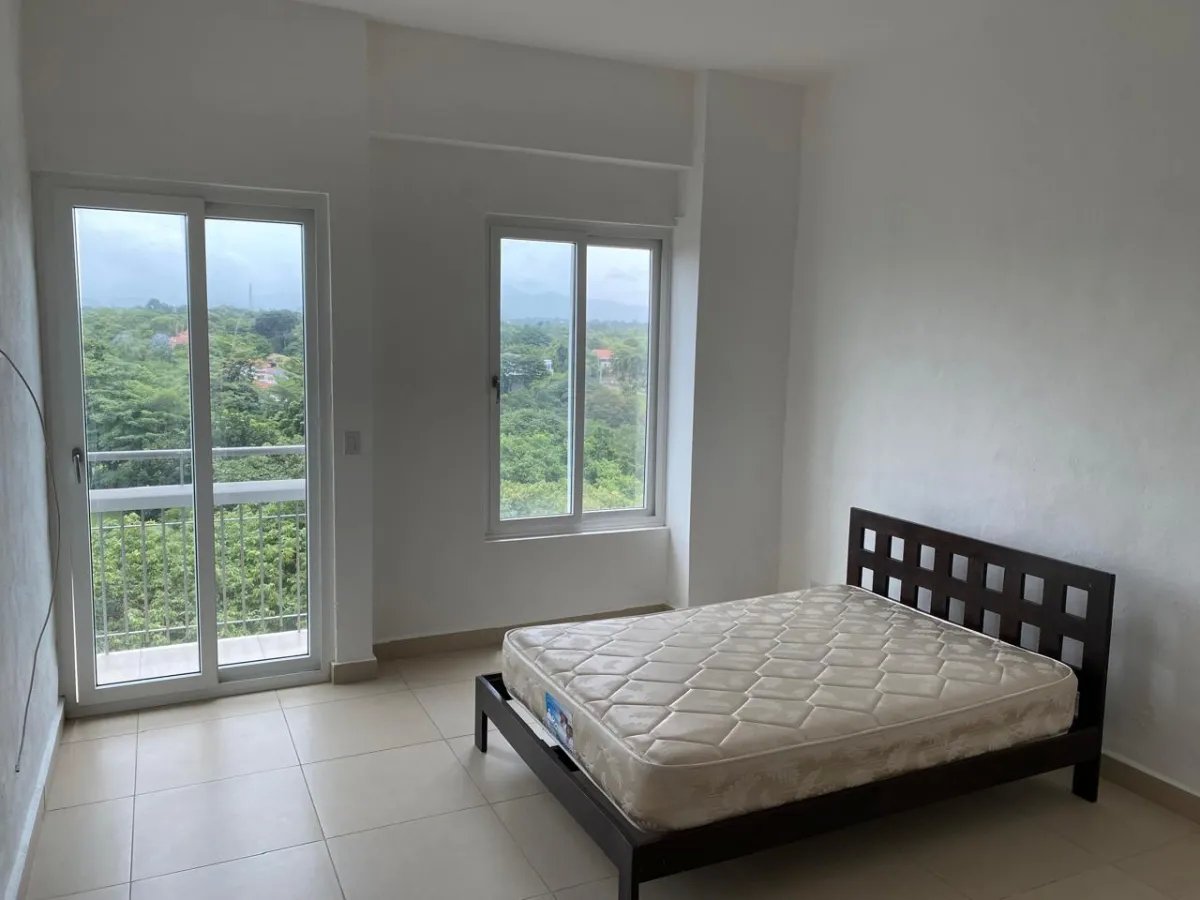 SE VENDE APARTAMENTO EN PUNTA BARCO