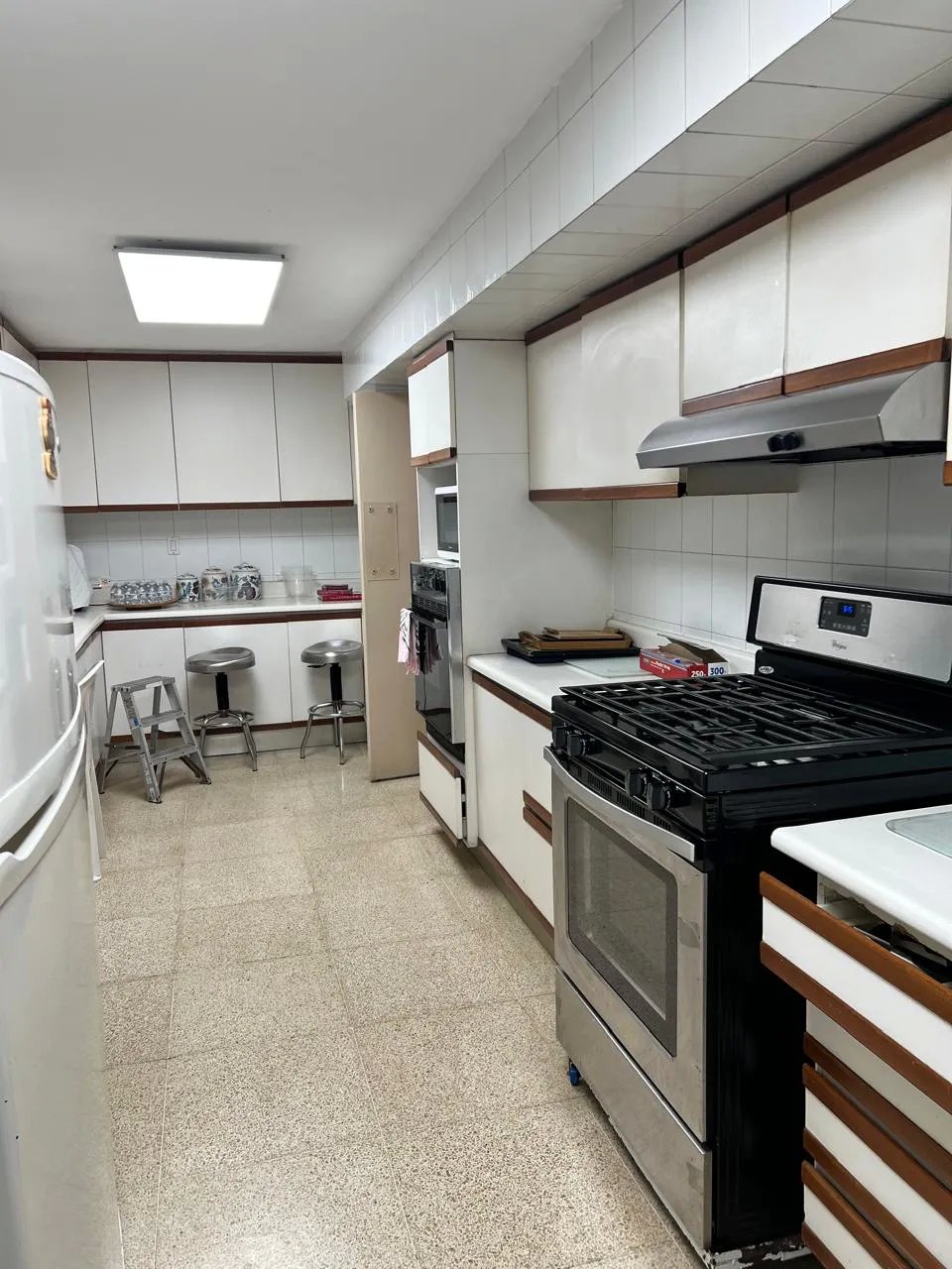 VENTA DE APARTAMENTO VACÍO PH ANA GLORIA, PUNTA PAITILLA