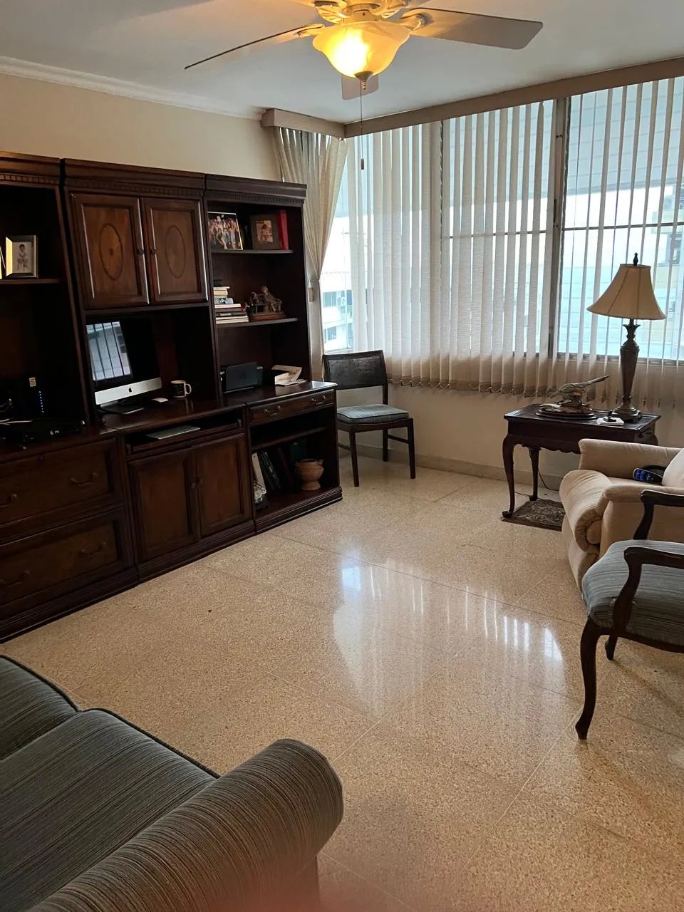VENTA DE APARTAMENTO VACÍO PH ANA GLORIA, PUNTA PAITILLA