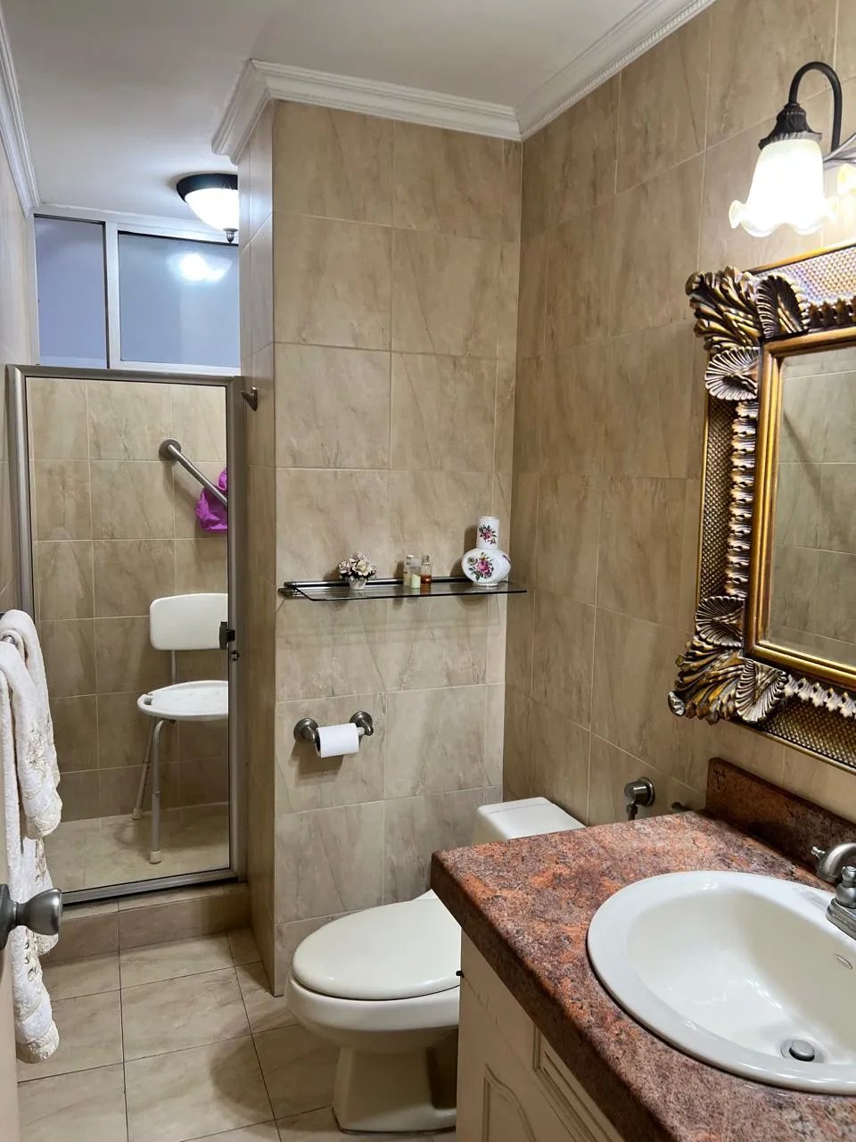 VENTA DE APARTAMENTO VACÍO PH ANA GLORIA, PUNTA PAITILLA