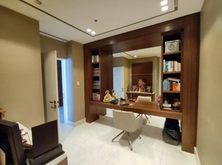 Apartment For Sale in Punta Pacifica
