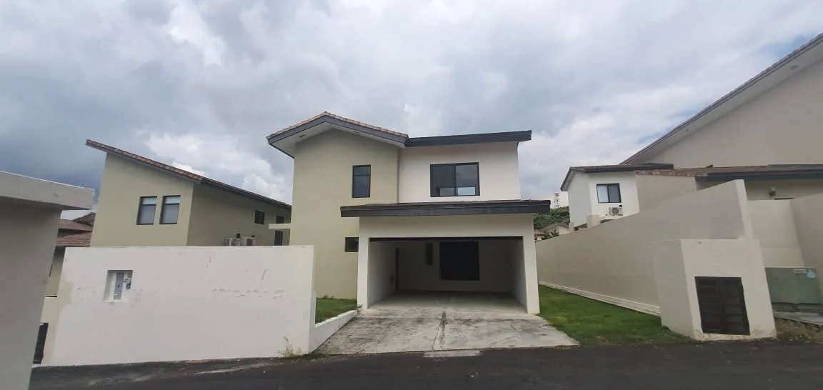 Single Family Attached For Sale in Panamá Pacífico