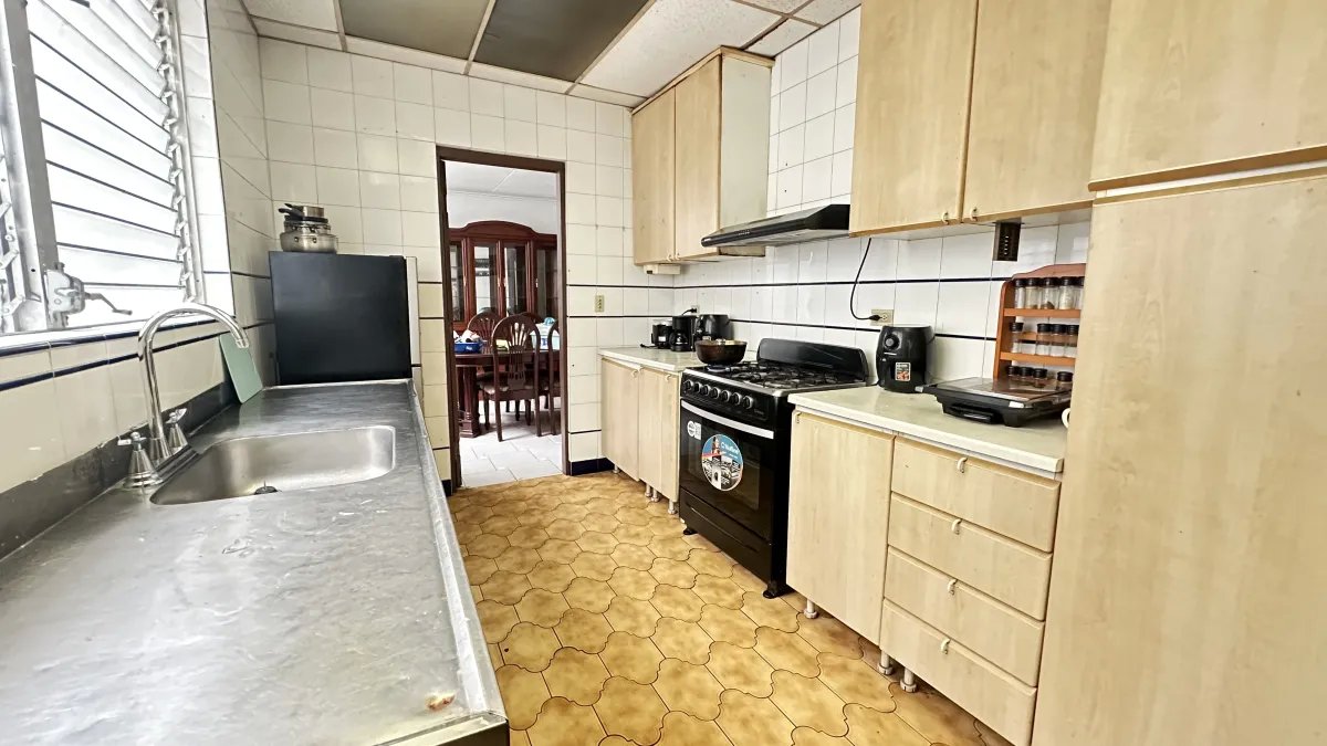 Se vende casa en Avenida Balboa, Bella Vista