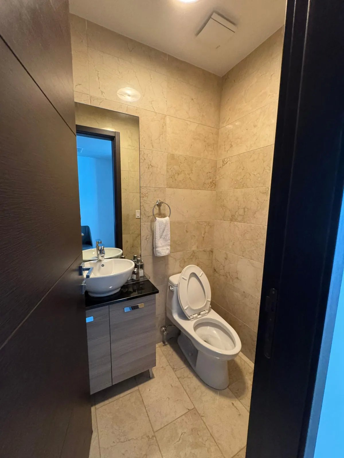 Alquiler/venta de apartamento amueblado en Grand Tower, Punta Pacífica
