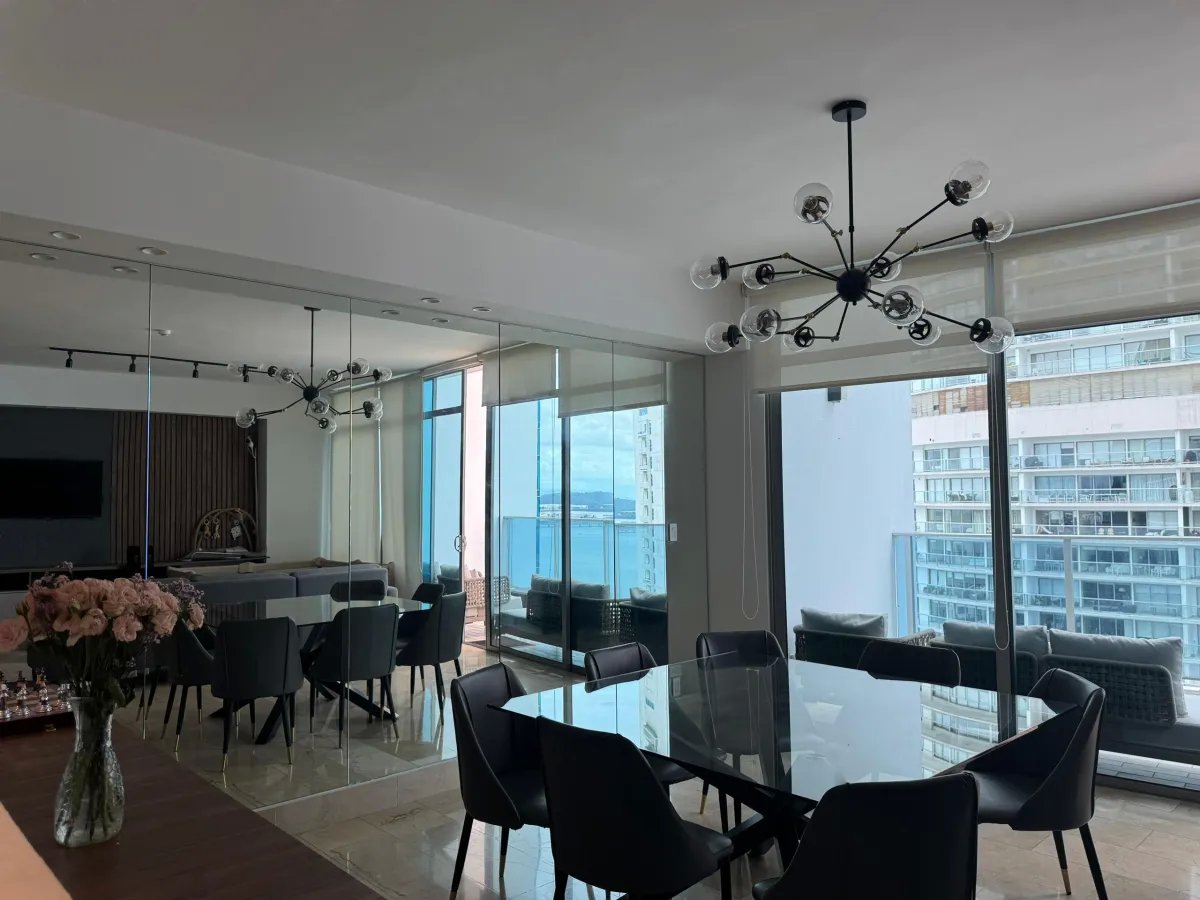 Alquiler/venta de apartamento amueblado en Grand Tower, Punta Pacífica