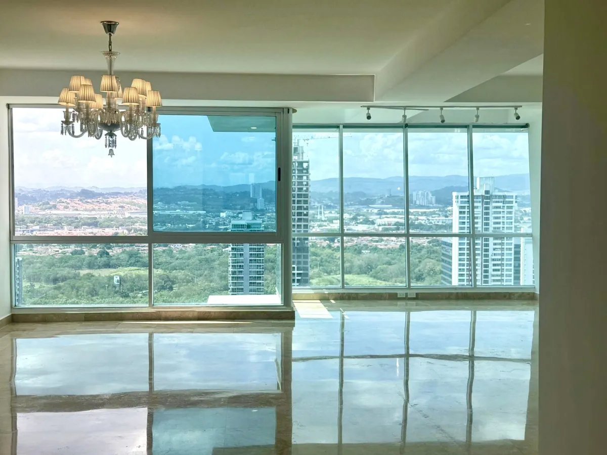 Se vende apartamento en PH Titanium, Costa del Este $. 500,000