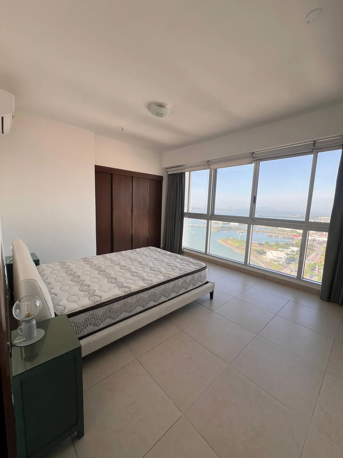Alquiler de Apartamento en Avenida Balboa, Panamá