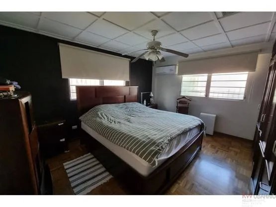 Se vende casa en La Alameda