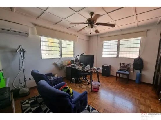 Se vende casa en La Alameda