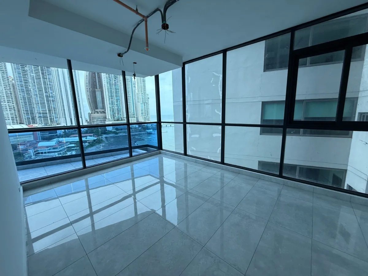 Venta de Apartamento en Ocean Front Luxury Penthouses