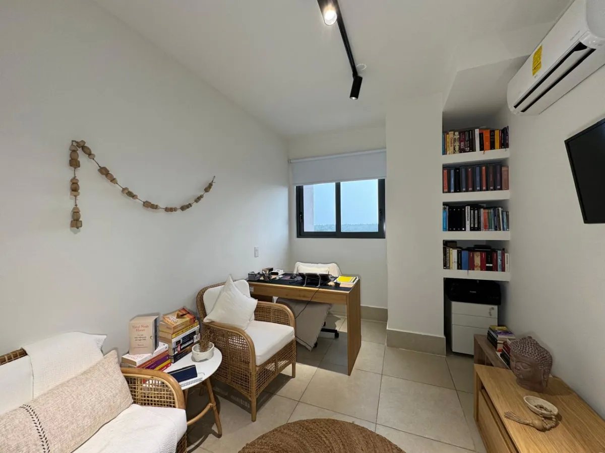 Apartment For Sale in Santa María