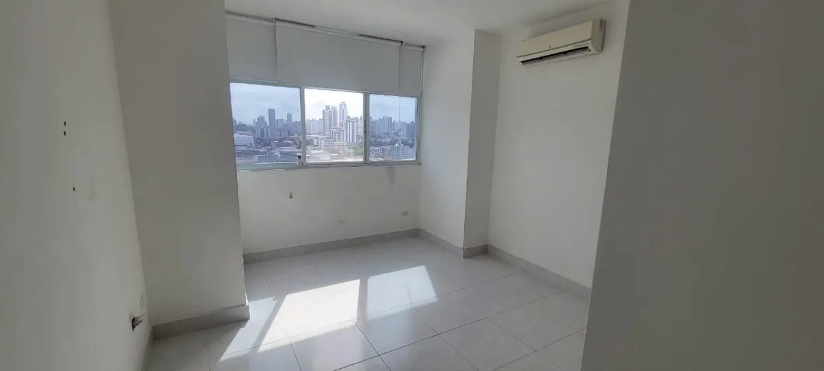 Apartment For Sale in BETHANIA