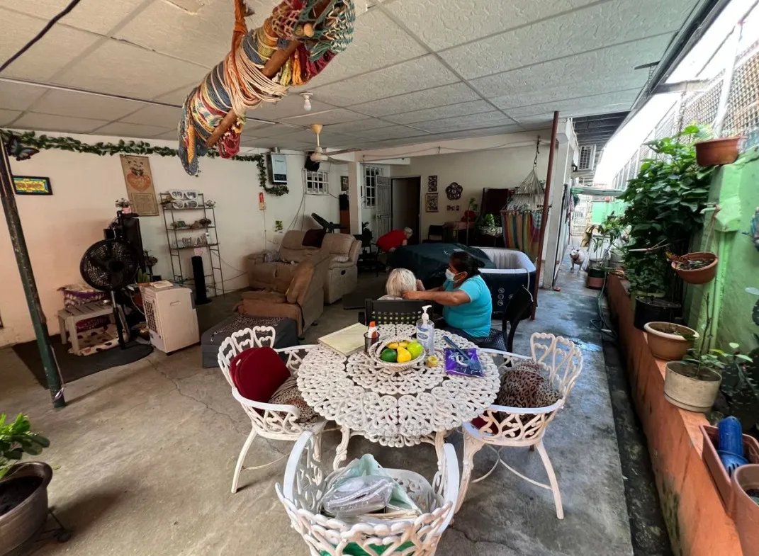 Single Family Detached For Sale in Barrio Colón
